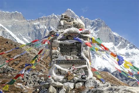 Photo Gallery: Everest Base Camp Trek | Halfway Anywhere