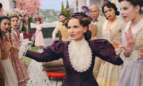 Kristin Chenoweth's Pursed Lip Villain On 'Schmigadoon!' Is Perfection, Preview