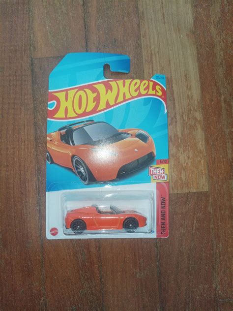 Hot Wheels Tesla roadster, Hobbies & Toys, Toys & Games on Carousell