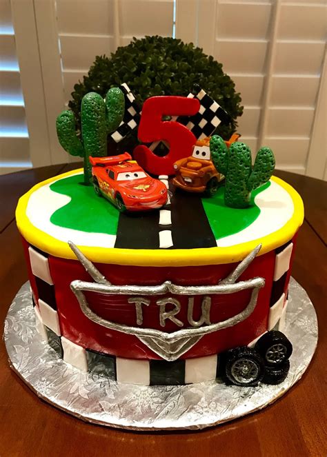 Disney Pixar Cars Lightning McQueen Cake #disneycake #pixarcarscake # ...