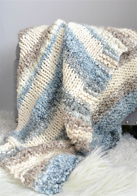 Cuddly Quick Knit Throw Blanket Pattern – Mama In A Stitch