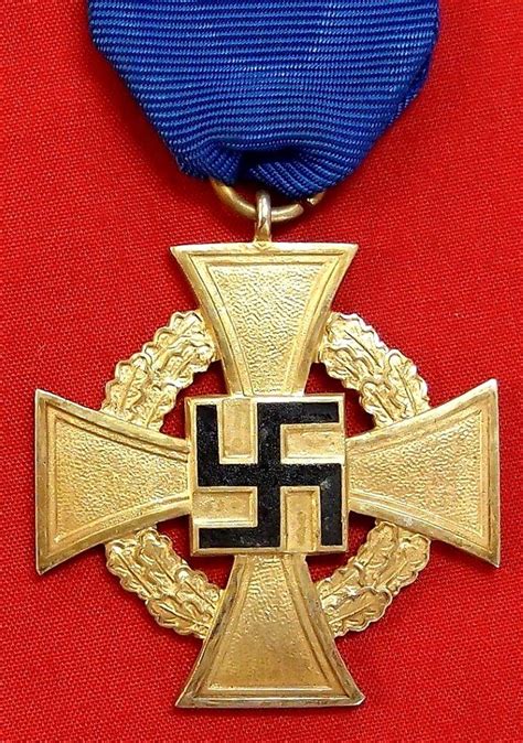 **SOLD** WW2 GERMAN FORTY YEAR FAITHFUL SERVICE MEDAL | JB Military ...