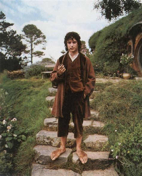 Simply Tolkien | The hobbit, Frodo baggins, Lord of the rings