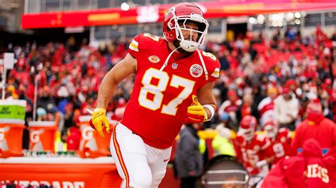 Chiefs’ Patrick Mahomes tried to ‘force’ Travis Kelce to play in hopes ...