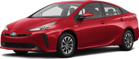 2021 Toyota Prius Reviews, Pricing & Specs | Kelley Blue Book