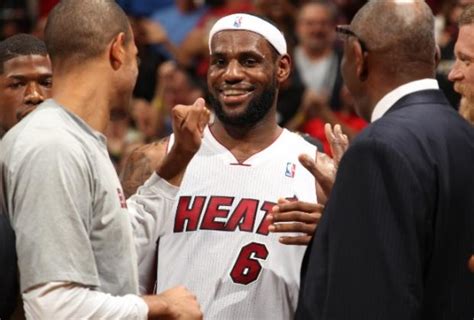 LeBron James 61 Points Sets New Miami Heat Record (VIDEO)