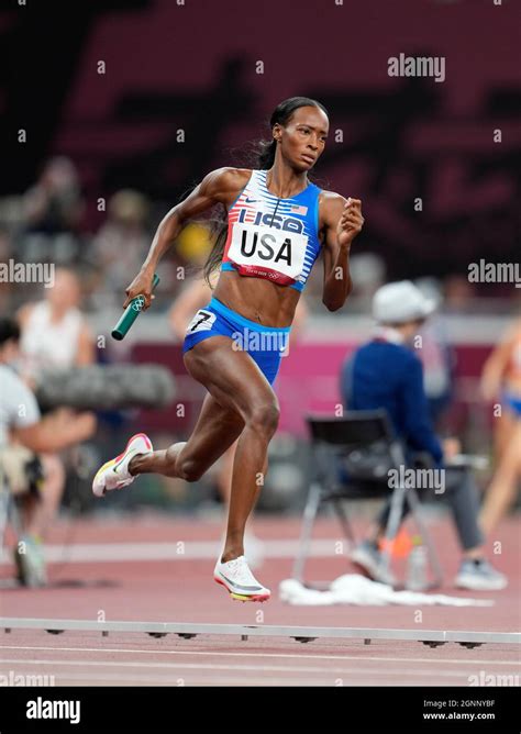 Dalilah Muhammad competing in the 2020 Tokyo Olympics Stock Photo - Alamy