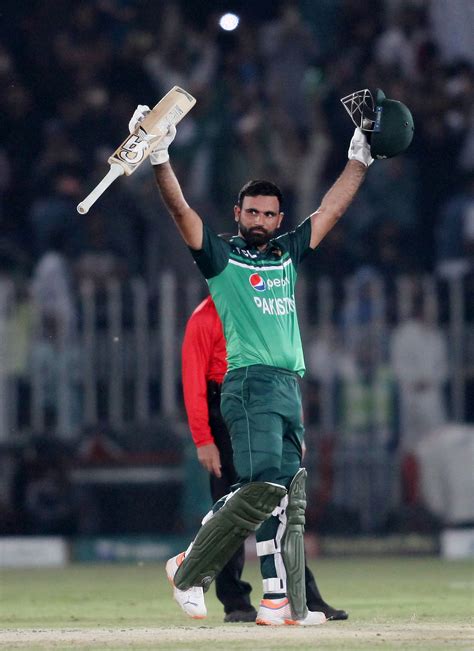 Fakhar Zaman celebrates his third successive century | ESPNcricinfo.com