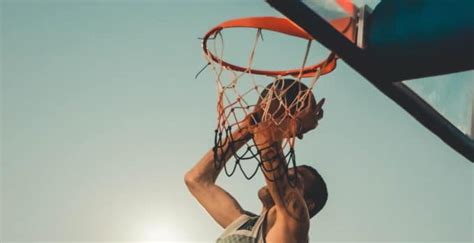 How To Dunk A Basketball Using 3 Easy Phases