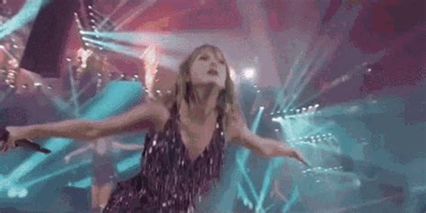 Taylor Swift Taylor GIF - Taylor Swift Taylor Reputation - Discover & Share GIFs