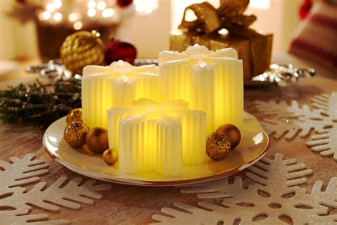 Wax luminaries come in a set of 3 and are in the shape of Snowflakes ...