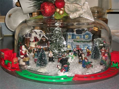 Waterless Glass Snowglobe