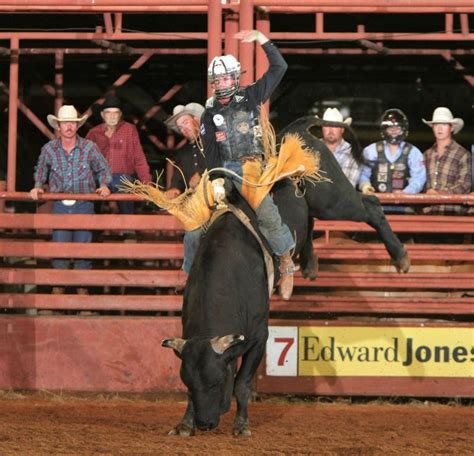 PRCA Rodeo of Champions | TravelOK.com - Oklahoma's Official Travel ...