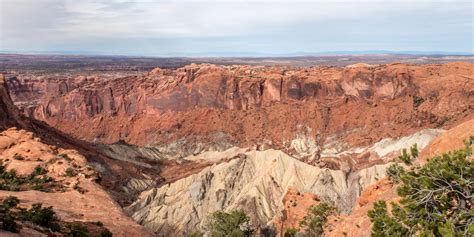 Upheaval Dome Hike - Canyonlands National Park - hiking in Utah