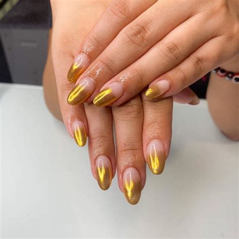 30 Dramatic Two Tone Nails to Take Over Instagram – NailDesignCode