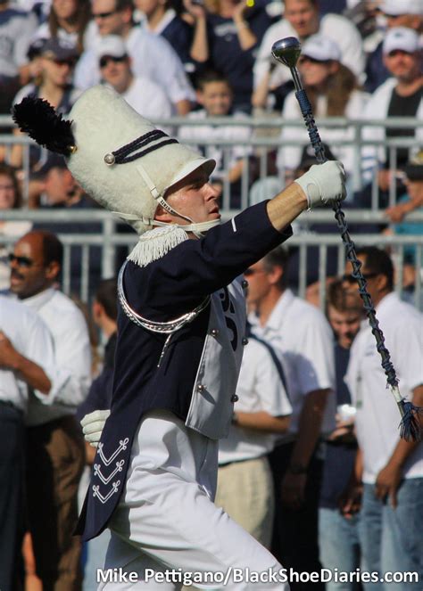 Penn State vs Iowa-6 | Blue Band drum major Ian Kenney leads… | Flickr