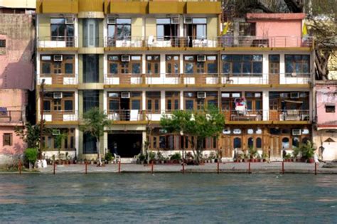 7 Best Hotels in Haridwar Near the Ganga River