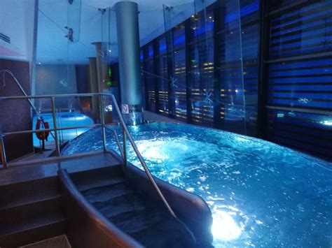 sheraton-edinburgh-hydropool-inside | Verylvke