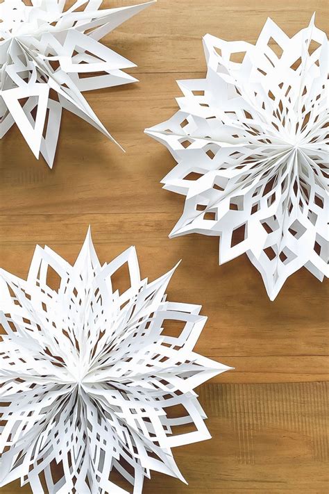 3D Paper Snowflakes: 6 Templates & Video Tutorial Paper Snowflake Designs, Paper Snowflake ...