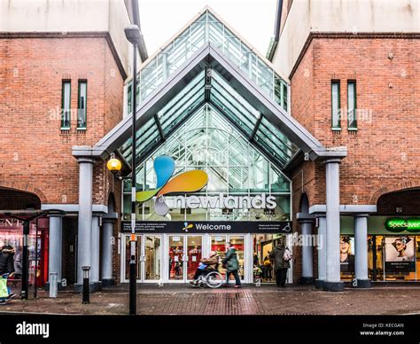 Newlands shopping centre, Kettering, England Stock Photo - Alamy