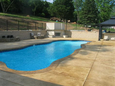 Sundek of Washington experts in concrete pool deck coatings