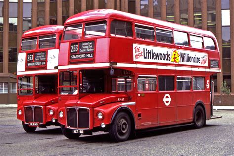 Los cuatro autobuses clásicos más famosos - Etrambus