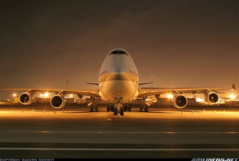 Photos: Boeing 747-4... Aircraft Pictures | Airliners.net | Aircraft ...