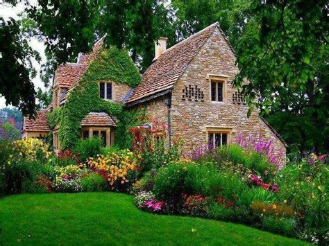 English cottage | Cotswolds cottage, Dream cottage, English cottage