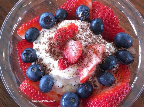 Greek Yogurt Parfait - Supper Plate-Delicious Dinners on a Budget!