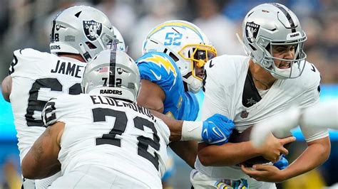 Khalil Mack records six sacks to help Chargers outlast Raiders | Fox News