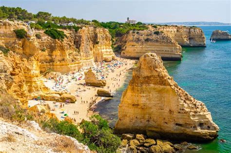 Praia da Marinha: the Complete Guide to the #1 Beach of the Algarve