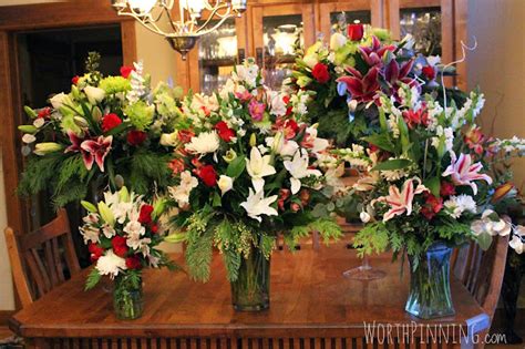 Worth Pinning: Christmas Party Flowers