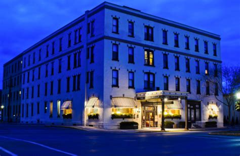 Penn Wells Hotel & Lodge (Wellsboro, PA) - Resort Reviews - ResortsandLodges.com