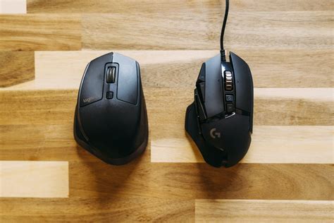 Mechanical Mouse Vs Optical Mouse: Differences & Advantages