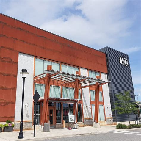 REI King of Prussia Store - King of Prussia, PA - Sporting Goods ...