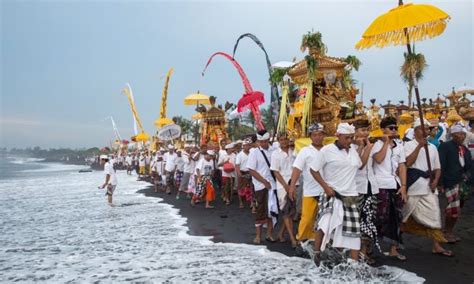 March 28, Nyepi Day, New Year in Bali. Nothing to see here, Demons