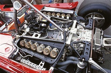 📸Motor del Ferrari 312T2 de 1977, flat-12, 2991cc y 500hp 🏎️💨 🔴Dato ...