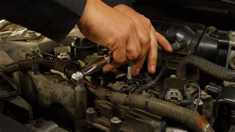 How to Change Spark Plugs - AutoZone