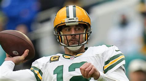 NFL Stats Week 16: Aaron Rodgers extends Christmas win streak and ...