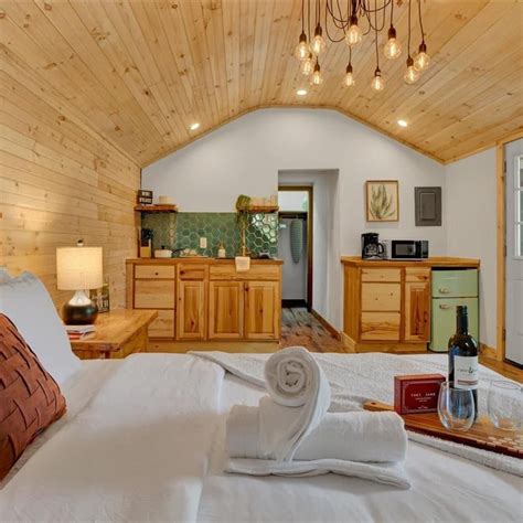 The Best Poconos Cabin Rentals, Homes, and Hotels to Book ...