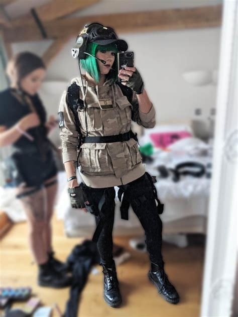 Ela cosplay! : r/Rainbow6