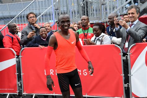 Eliud Kipchoge Breaking2 Marathon: 5 Fast Facts