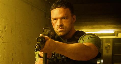 "ALIAS" : Le succès du film d'action avec Alban Lenoir sur Netflix ...