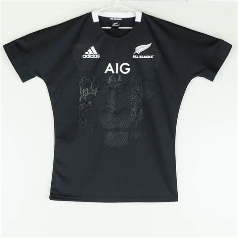 Signed All Blacks Jersey with Twenty - Lot 1031420 | ALLBIDS