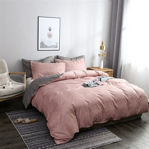 48 Amazing Winter Bedding Ideas To Get A Cozy Bedroom - HOMYHOMEE