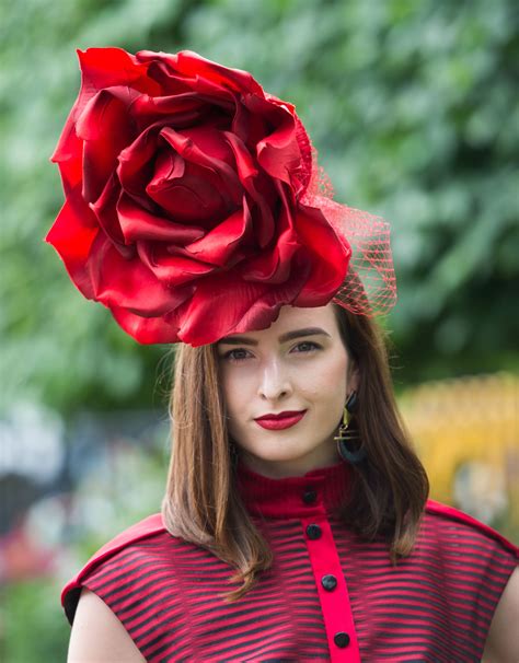 21 Absolutely Outrageous Hats From the Royal Ascot | Royal ascot, Horse ...