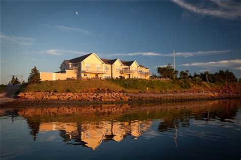 6 Stanley Bridge, PE Inns, B&Bs, and Romantic Hotels | Prince edward ...