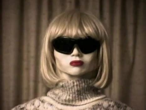 Eerie robot doll sings: ‘I Feel Fantastic’ | Dangerous Minds