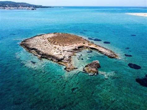 Pavlopetri, Greece: This 5,000-Year-Old Town Discovered Underwater