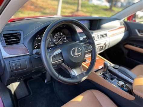 2020 Lexus GS: 121 Interior Photos | U.S. News